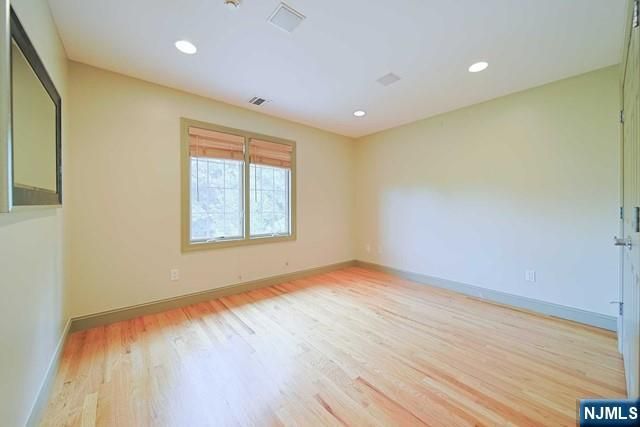2 Candlewood Drive, Old Tappan, NJ 07675
