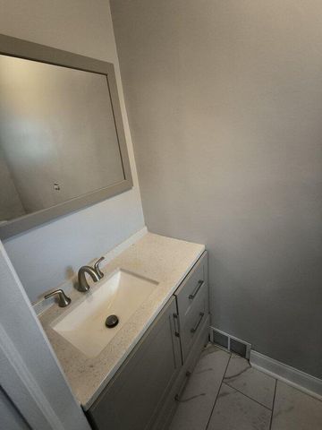 6277 Corunna Road, Flint Twp, MI 48532