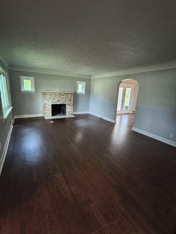 6277 Corunna Road, Flint Twp, MI 48532