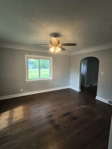6277 Corunna Road, Flint Twp, MI 48532