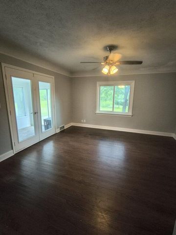 6277 Corunna Road, Flint Twp, MI 48532