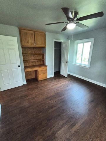 6277 Corunna Road, Flint Twp, MI 48532