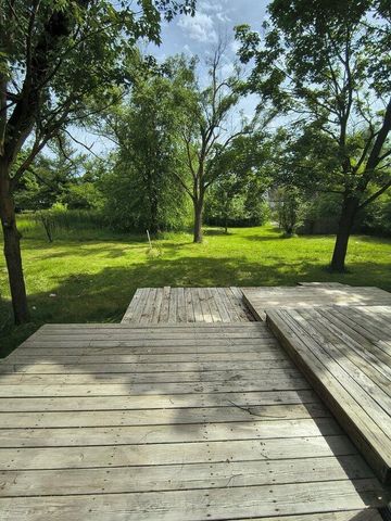 6277 Corunna Road, Flint Twp, MI 48532