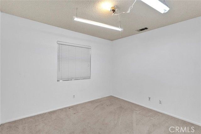 11591 Kiowa Road, Apple Valley, CA 92308