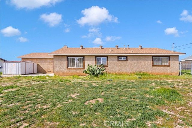 11591 Kiowa Road, Apple Valley, CA 92308