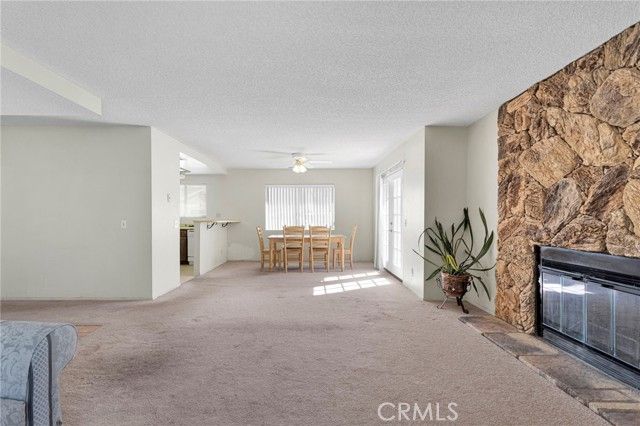 11591 Kiowa Road, Apple Valley, CA 92308