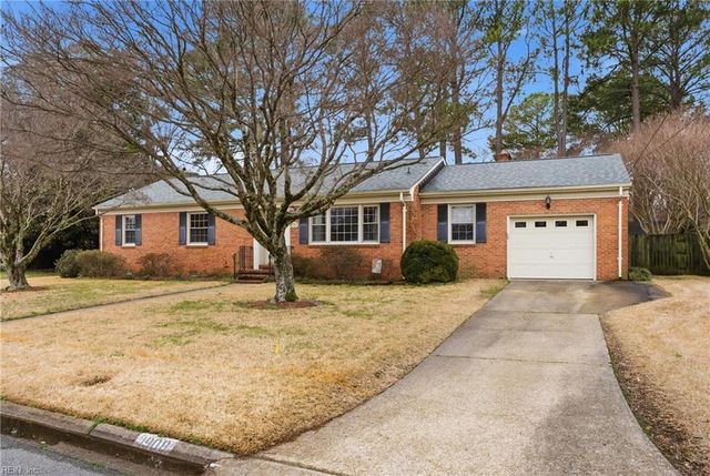 1908 Rosemary LN, Chesapeake, VA 23321