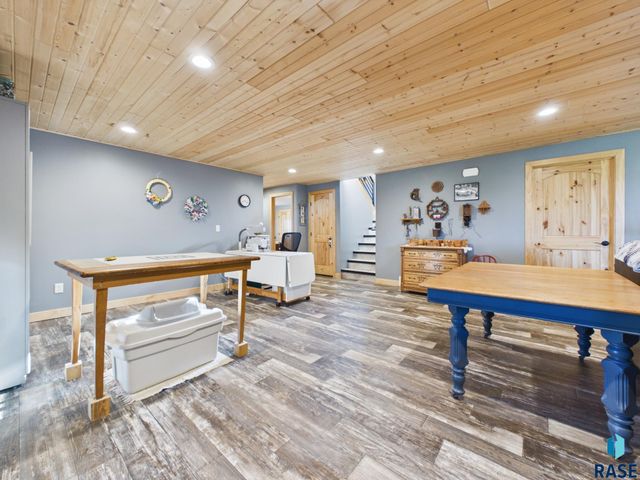 47504 Pony Meadow Ct Court, Renner, SD 57055