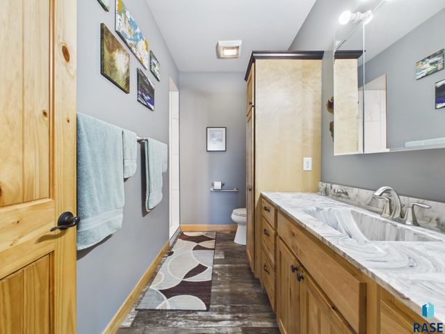 47504 Pony Meadow Ct Court, Renner, SD 57055