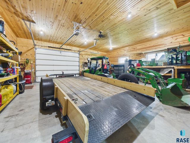 47504 Pony Meadow Ct Court, Renner, SD 57055