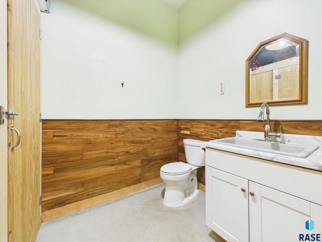 47504 Pony Meadow Ct Court, Renner, SD 57055