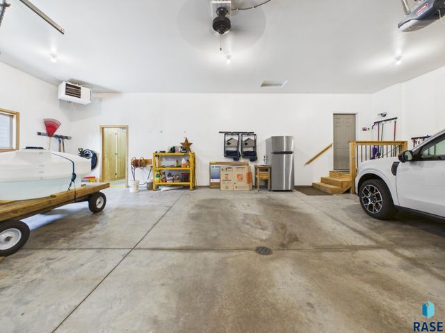 47504 Pony Meadow Ct Court, Renner, SD 57055