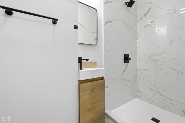 640 E 10th Street, Indianapolis, IN 46202