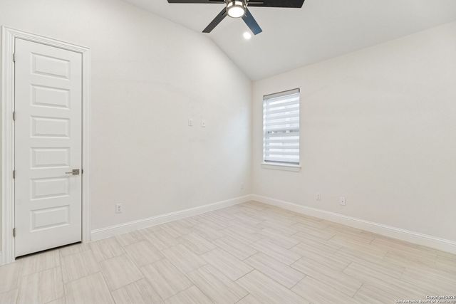 443 Huntwick Dr, Boerne, TX 78006