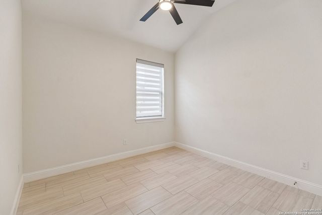 443 Huntwick Dr, Boerne, TX 78006