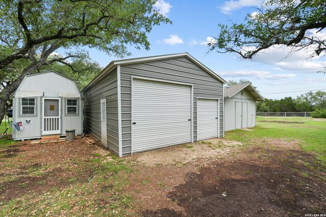 217 Wild Horse, Pipe Creek, TX 78063