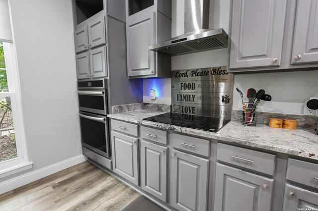 217 Wild Horse, Pipe Creek, TX 78063
