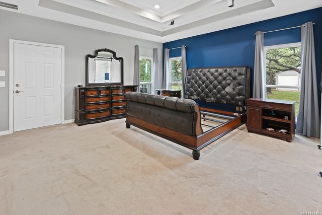 217 Wild Horse, Pipe Creek, TX 78063