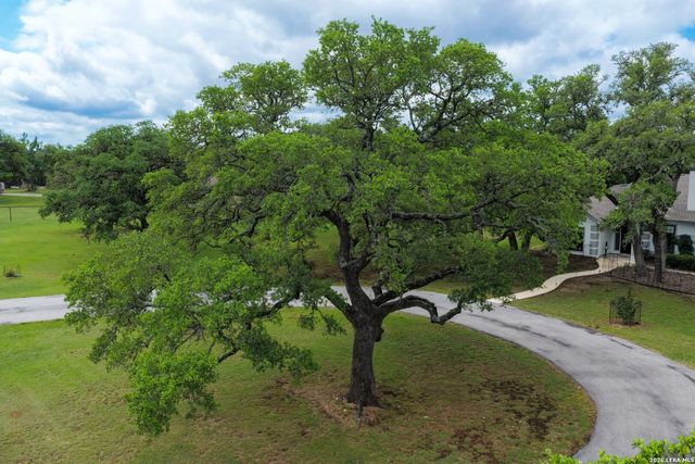 217 Wild Horse, Pipe Creek, TX 78063