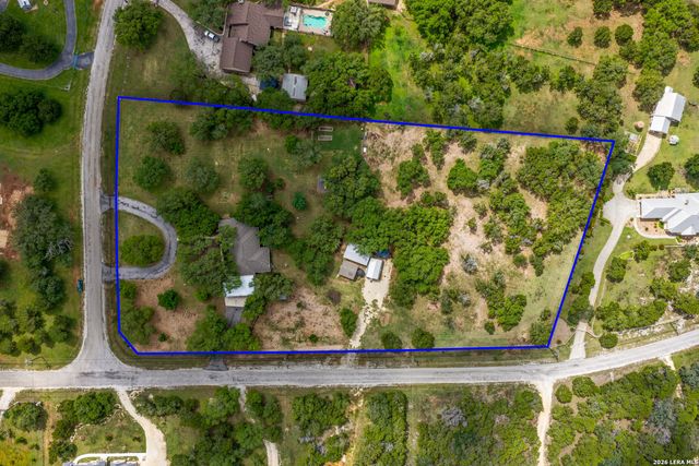 217 Wild Horse, Pipe Creek, TX 78063