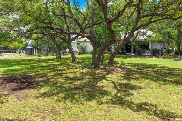217 Wild Horse, Pipe Creek, TX 78063