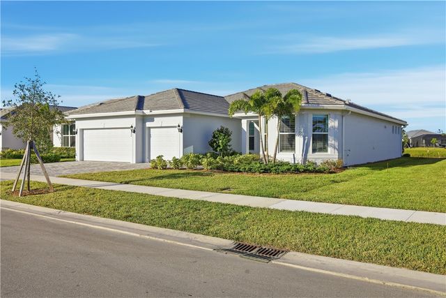 1288 Haven Circle, Vero Beach, FL 32960