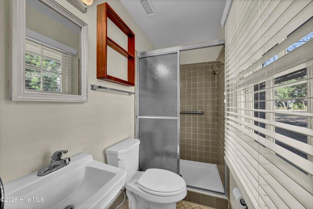 4014 Lake Avenue, Wilmington, NC 28403