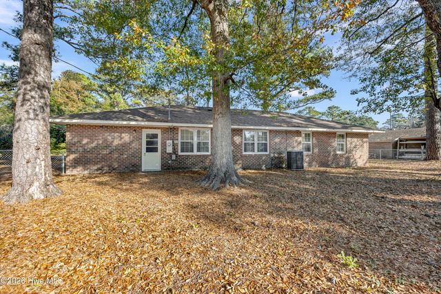 4014 Lake Avenue, Wilmington, NC 28403