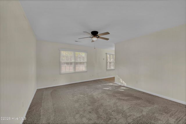 4014 Lake Avenue, Wilmington, NC 28403