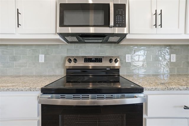 6095 SW 112th St, Lawton, OK 73505