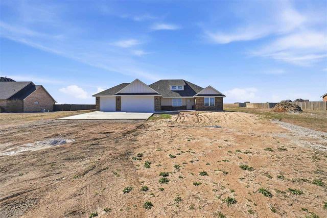 6095 SW 112th St, Lawton, OK 73505