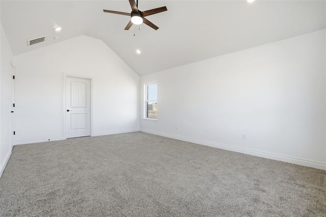 6095 SW 112th St, Lawton, OK 73505