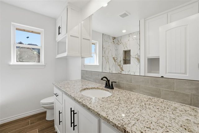 6095 SW 112th St, Lawton, OK 73505