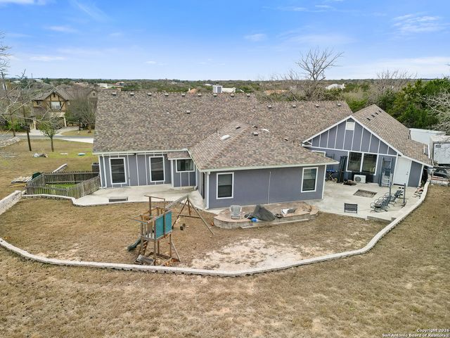 219 Victoria, Kerrville, TX 78028