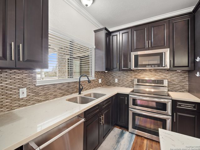 219 Victoria, Kerrville, TX 78028