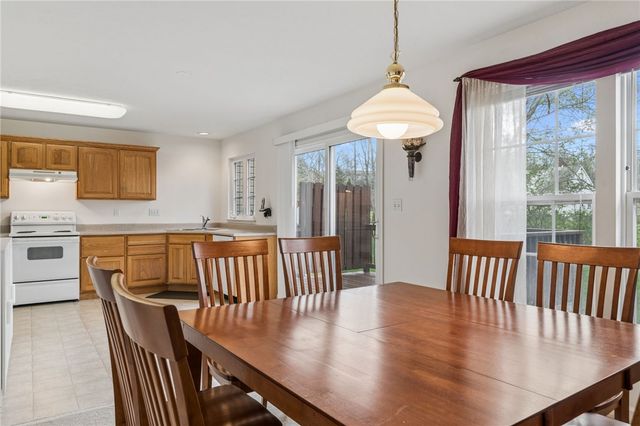 204 Blue Grass Cir, Monroeville, PA 15146