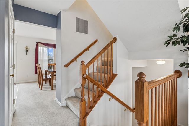 204 Blue Grass Cir, Monroeville, PA 15146