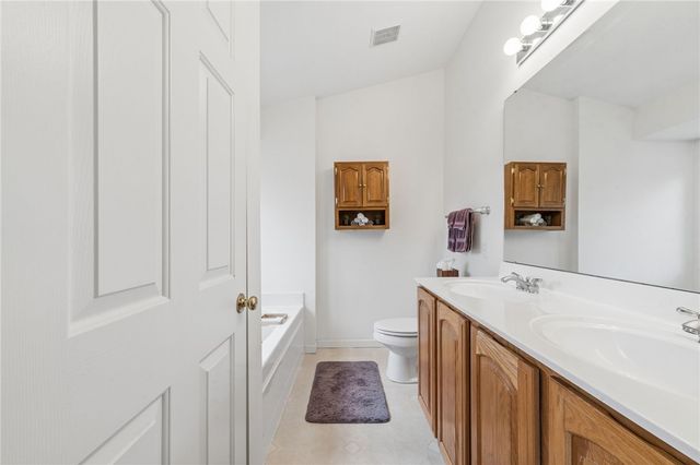 204 Blue Grass Cir, Monroeville, PA 15146