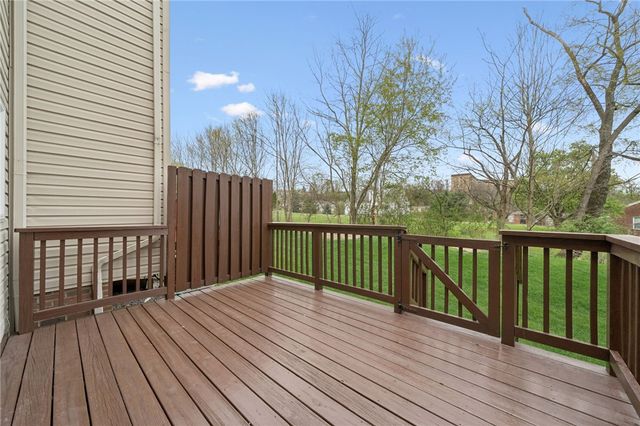 204 Blue Grass Cir, Monroeville, PA 15146