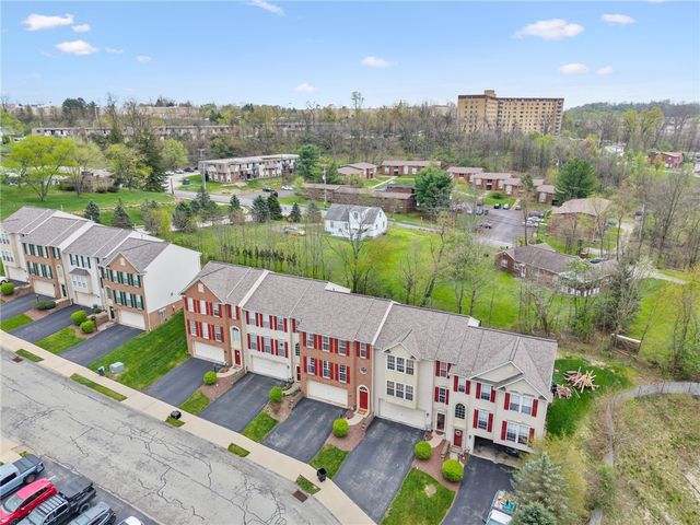 204 Blue Grass Cir, Monroeville, PA 15146