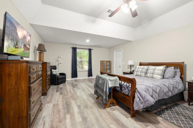 10807 Amar Drive, Conroe, TX 77303