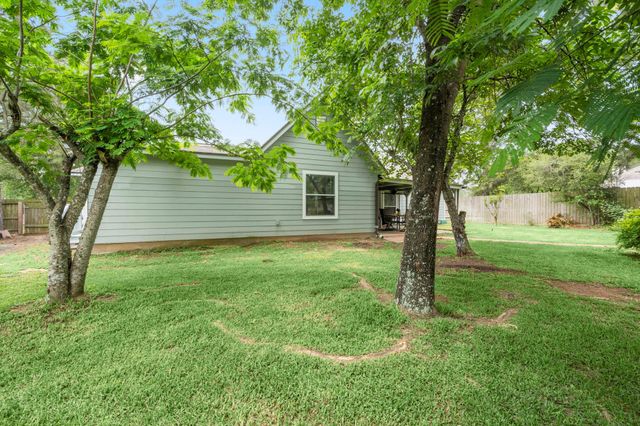 10807 Amar Drive, Conroe, TX 77303