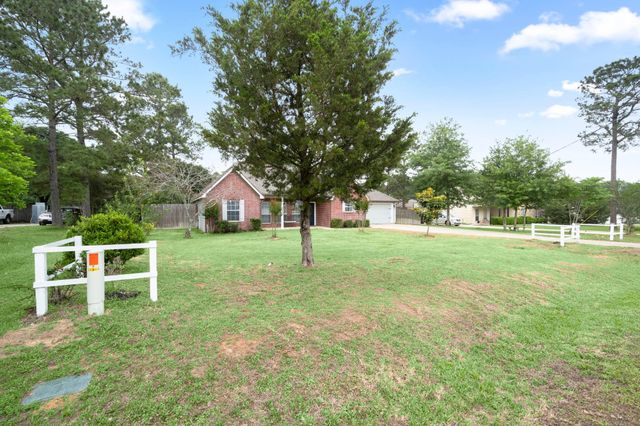 10807 Amar Drive, Conroe, TX 77303