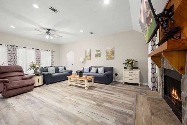 10807 Amar Drive, Conroe, TX 77303