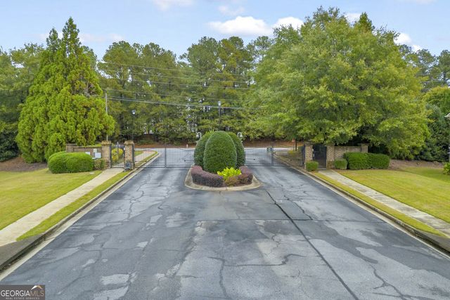 1118 Great Glen Way, Lawrenceville, GA 30045