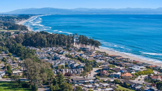 107 Bar Harbor Court, Aptos, CA 95003