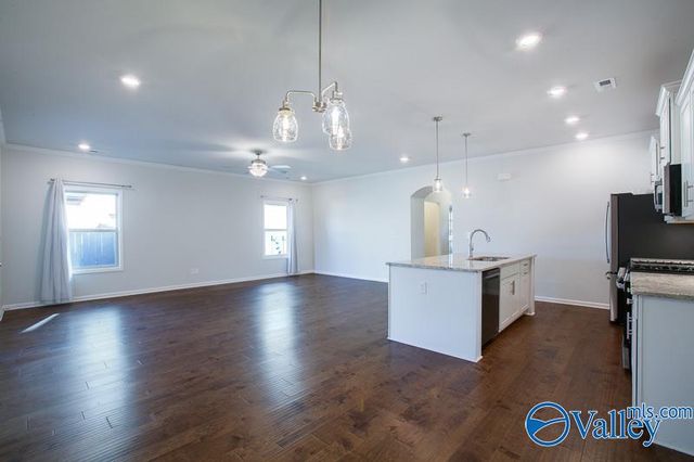 16224 Trestle Street SE, Huntsville, AL 35803