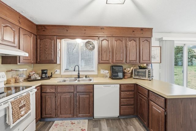 23 Karen Drive, Ludlow, MA 01056