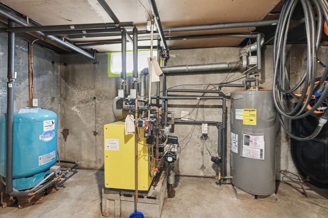 23 Karen Drive, Ludlow, MA 01056