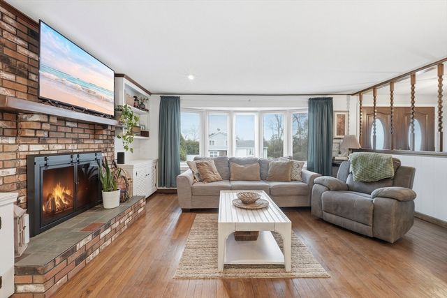 23 Karen Drive, Ludlow, MA 01056